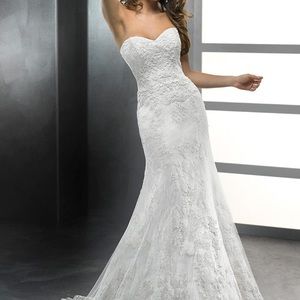 Maggie Sottero Wedding Gown